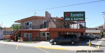 Executive Inn & Suites Lakeview Eksteriør bilde